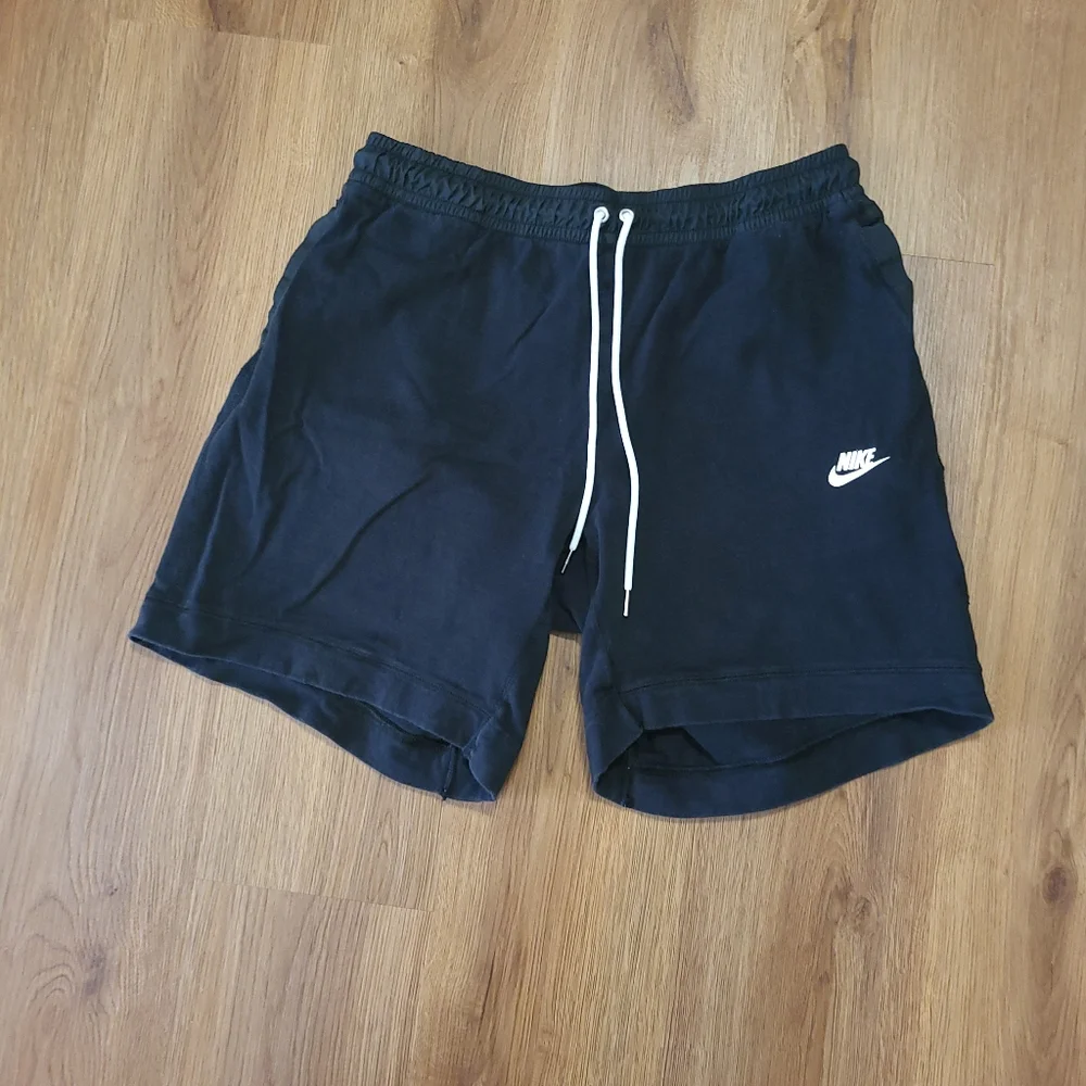 Nike Men’s Black Athletic Shorts with Drawstring